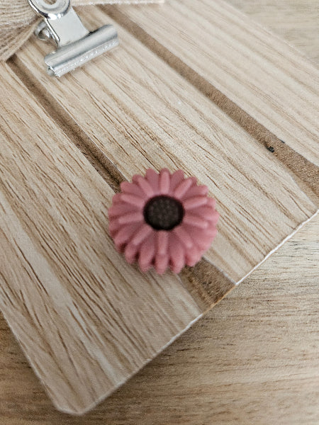20mm Ash rose silicone daisy focal bead