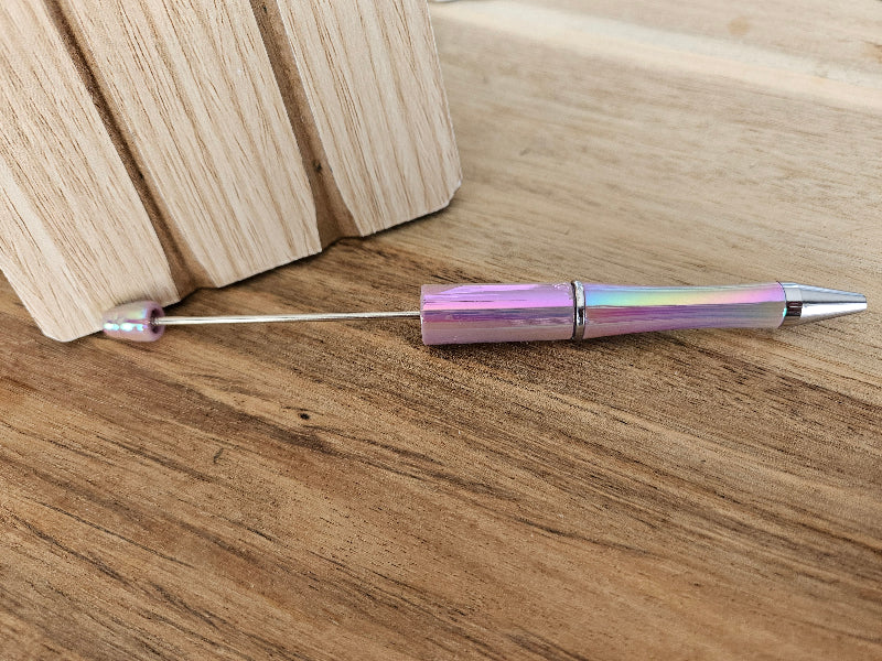 Beadable plastic pen with black ink, color purple opal