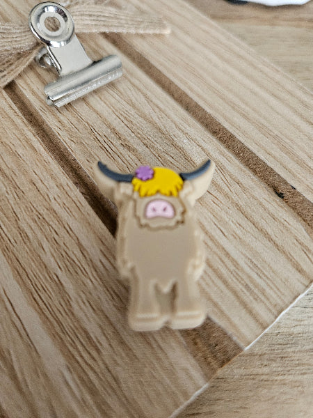 Brown highland cow silicone focal bead